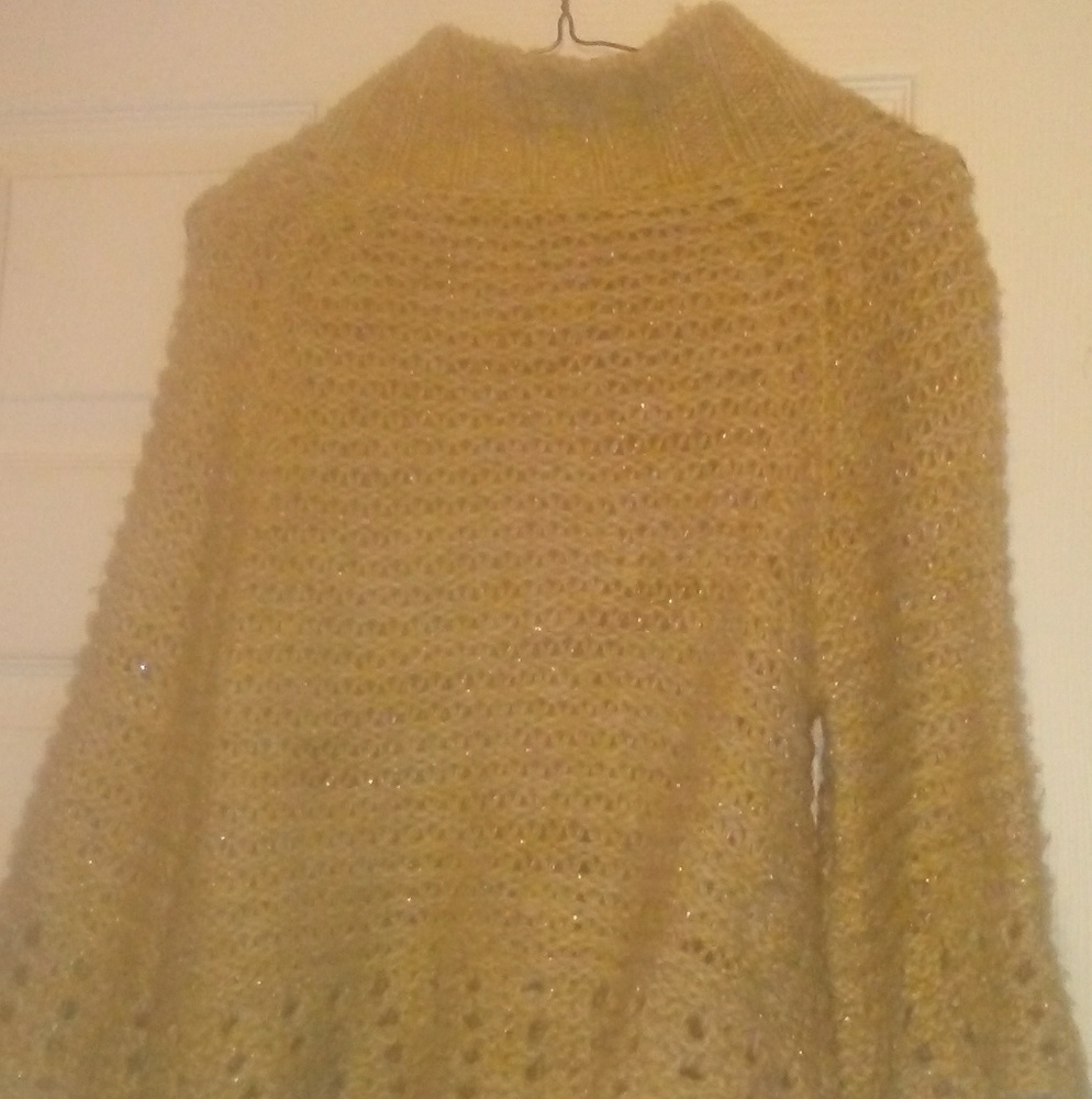 Sweater - Picture 2 of 2